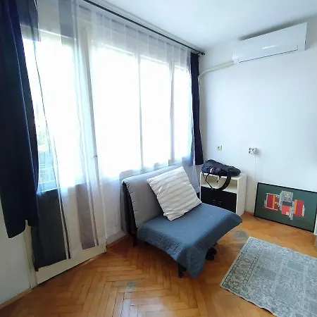 Apartment Konaque Dr *