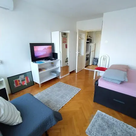 Konaque Dr Apartment *